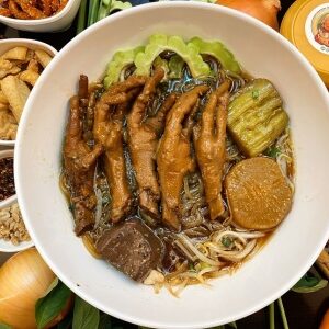 ก๋วยเตี๋ยว(สูตรยายโสม)